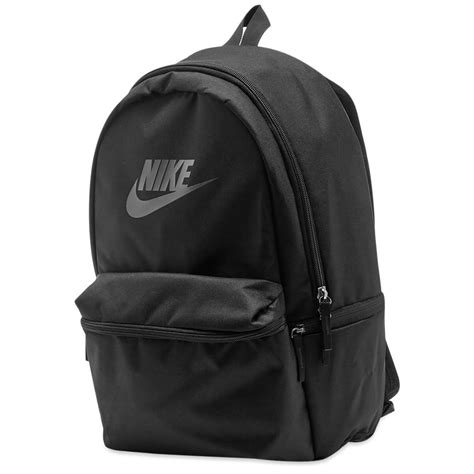 schwarzes rucksack nike|black Nike backpack for school.